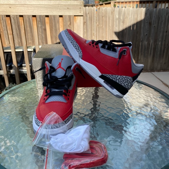 Red Cement 3’s - Picture 3 of 5